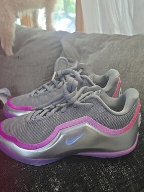 Nike Gray Sneakers with Purple Accents